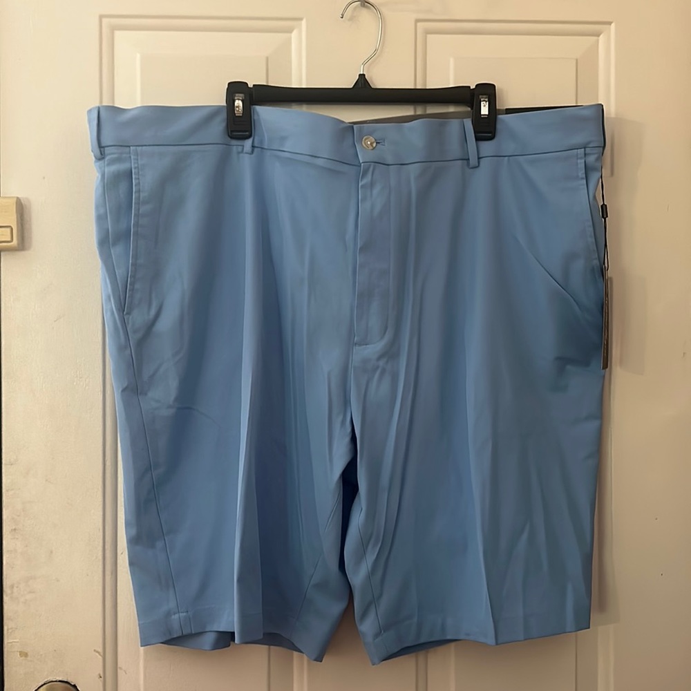Walter Hagen Perfect 11 Golf Shorts: DAYBREAK BLUE: NEW WITH TAGS: SIZE 46